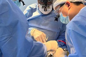 drrobertmeves resseccao tumor cervical 01